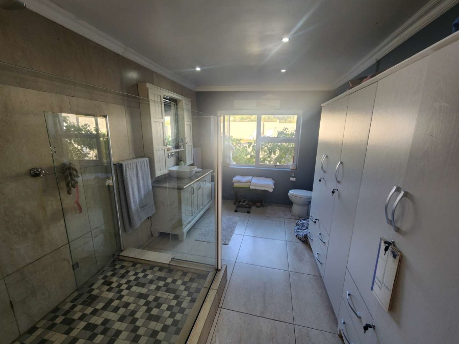 3 Bedroom Property for Sale in Stilbaai Western Cape